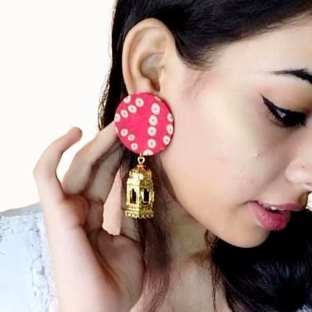 Red Bandhani Print and Golden Long Jhumka Earrings